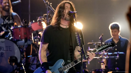 Foo Fighters' VMA Global Icon performance featured a nod to Charlie Watts