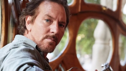Eddie Vedder reveals details about upcoming solo album 'Earthling'