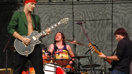 Silverchair drummer has fans convinced that the band is reuniting